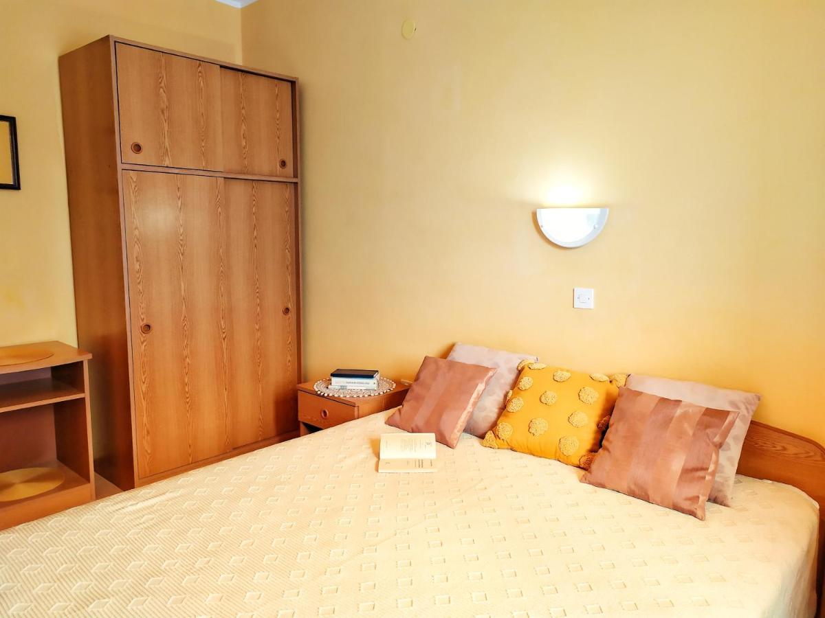 Cozy Apartments Danica Novalja With Terrace - First Floor Exterior photo